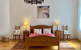 Central Budapest Apartment Vaci Utca